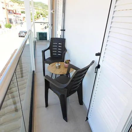 4you Luxury モライティカ