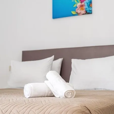4you Luxury By Keyplanner Apartament *