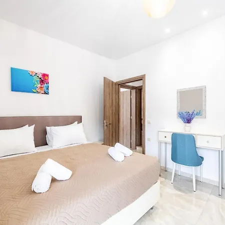 4you Luxury By Keyplanner Apartament *