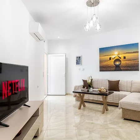 4you Luxury Appartement Moraḯtika